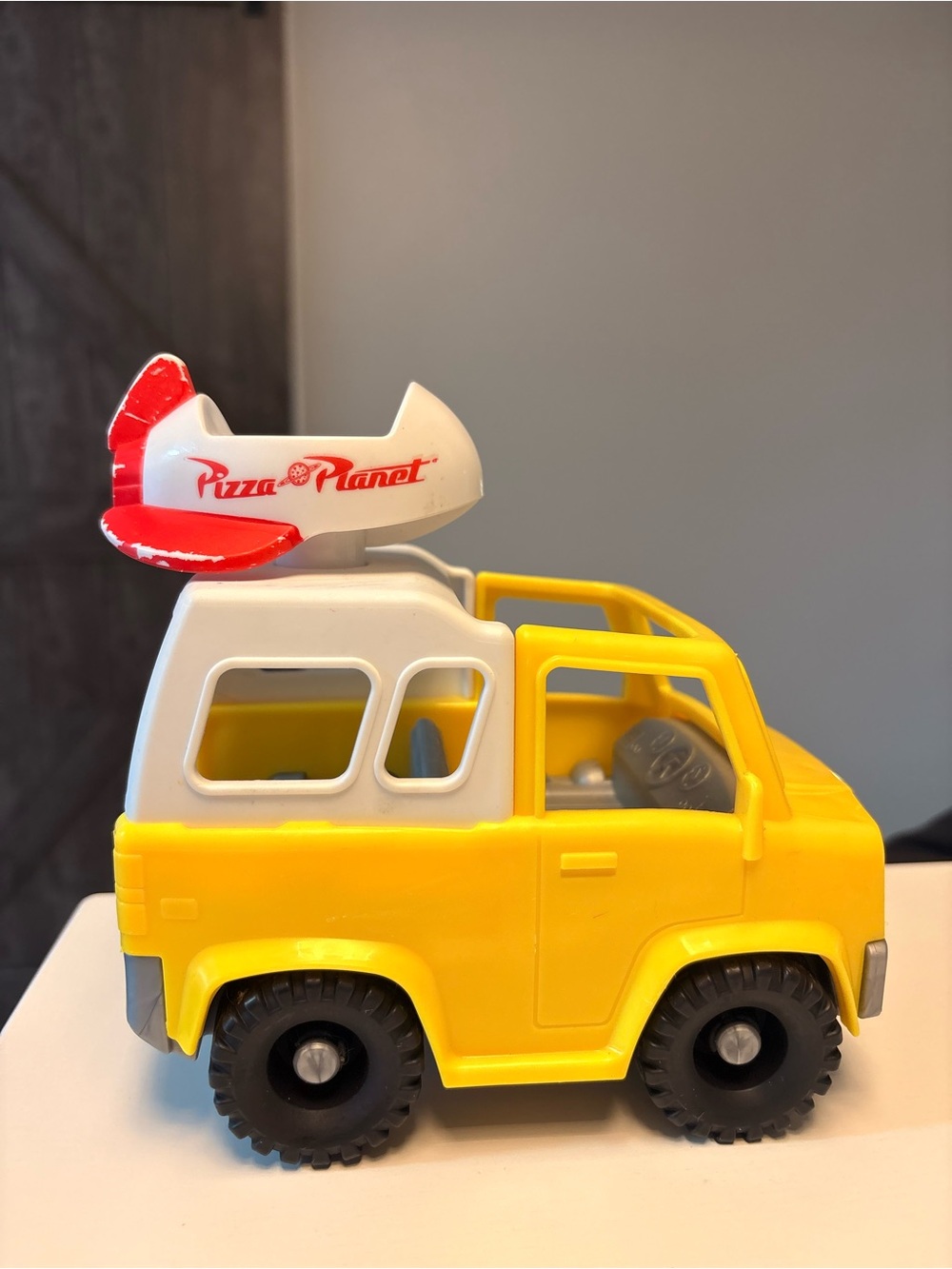 Fisher Price Little People Toy Story Pizza Planet Delivery Van Truck Vehicle
